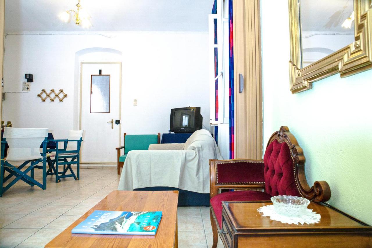 Kallergiana Studios Kissamos Luaran gambar