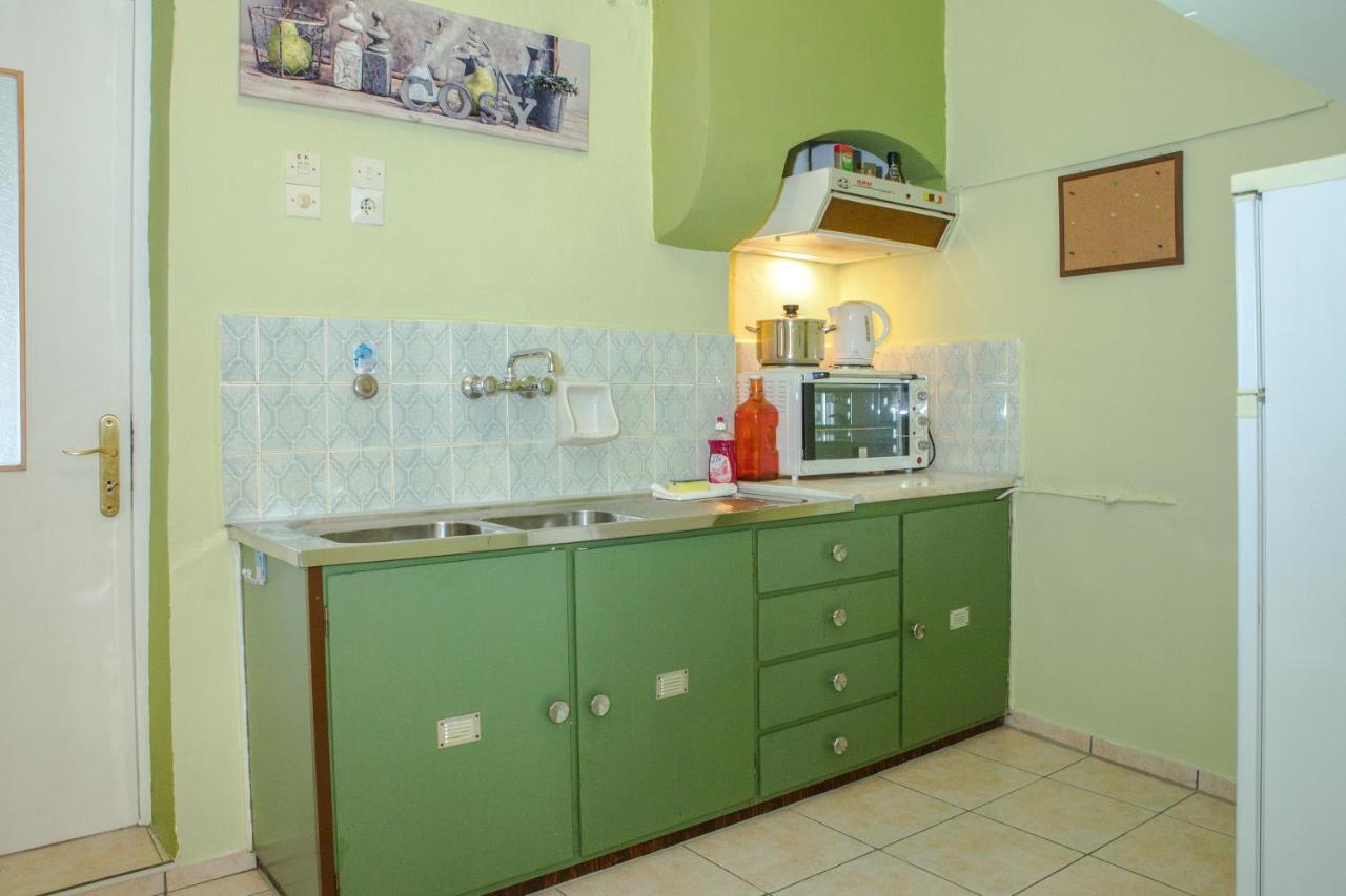 Kallergiana Studios Kissamos Luaran gambar